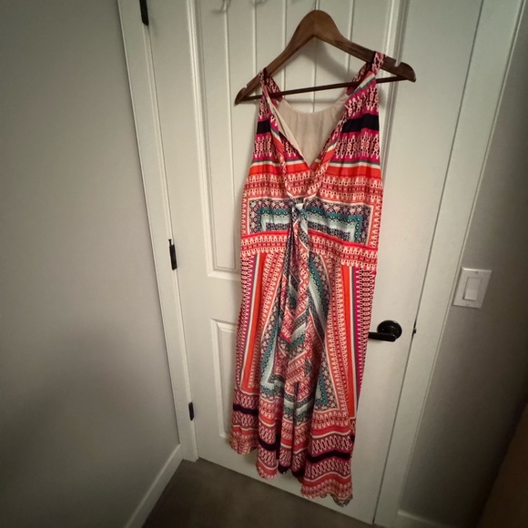 Beautiful stunning colour maxi size 18W by Eliza J. Made in China - Picture 7 of 8